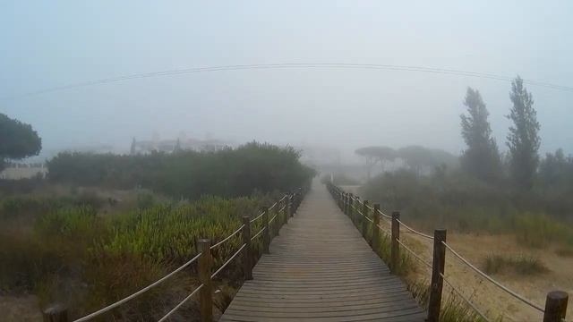 VLOG. Утро туманное. Прогулка по берегу океана. Quarteira. Сентябрь 2016 смотреть онлайн