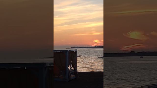 Геленджик сегодня. Удивительный закат♥️🌺🌺🌺🌺🌺🌺 смотреть онлайн