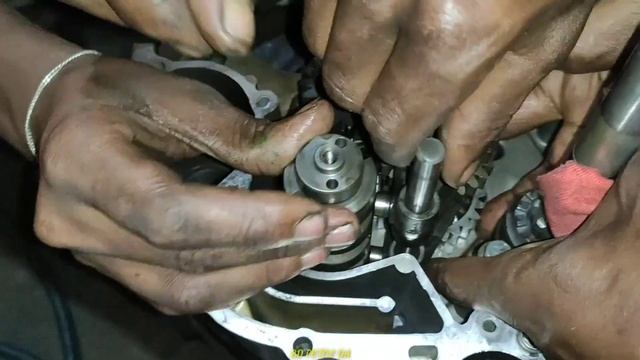 TVS apache RTR 150 full engine fitting смотреть онлайн