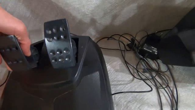 Logitech MOMO pc rool. смотреть онлайн