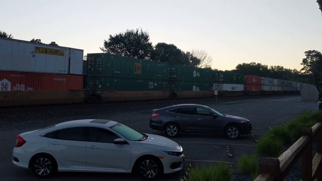 [4K] NS intermodal train from the Veranda (07/18/18) смотреть онлайн