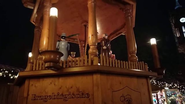 Berlin's Christmas markets part 1. Рождественские ярмарки Берлина часть 1. смотреть онлайн