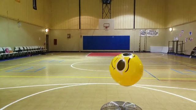 Beach Ball Fan Wars Part 1 Round 1 смотреть онлайн