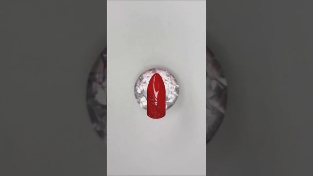 Как эффектно обыграть красный маникюр | Классические ногти смотреть онлайн