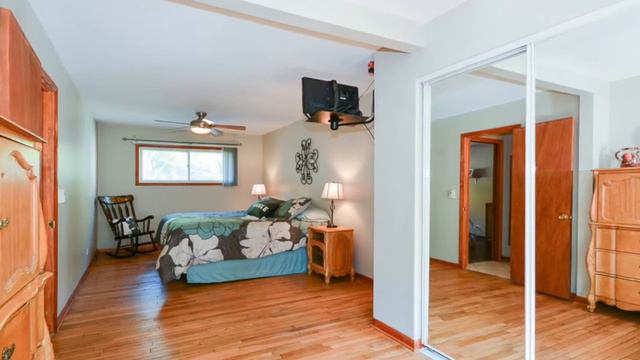 113 North Lambert Road, Glen Ellyn смотреть онлайн