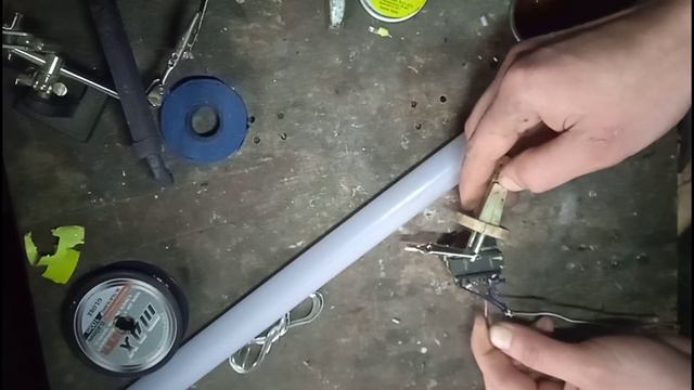 Економічний Перетворювач напруги для світла своїми руками з Комп'ютерного Б.Ж