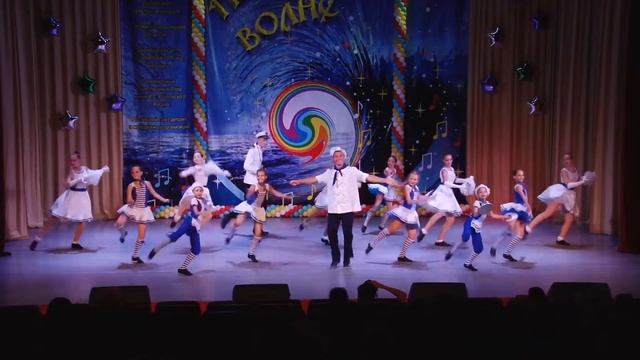 «Mira - Dance» «Пароход» смотреть онлайн