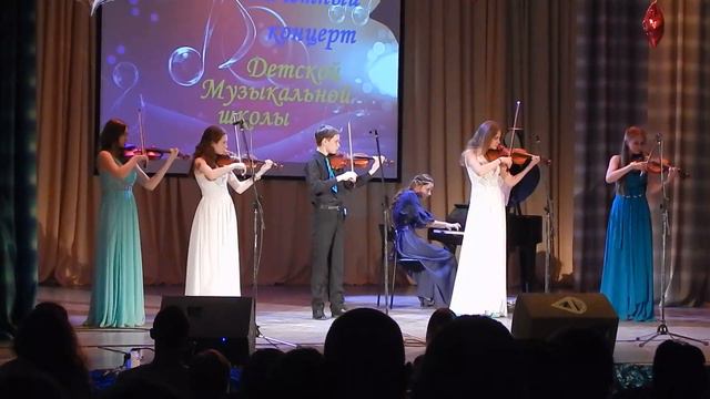 Фортепиано и пять скрипок. г. Качканар (29.04.2016) смотреть онлайн