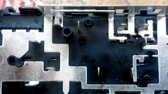 Разбор Блока ► MERCEDES BENZ 211 545 34 01Разбор Блока ► MERCEDES BENZ 211 545 34 01 смотреть онлайн