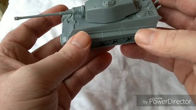 Pegasus German Tiger 2 Heavy Tank : 1/72 Scale Kit Review смотреть онлайн