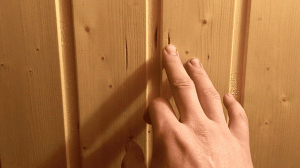 Потекла Сосновая Вагонка в Бане. Все плохо...? Как быть?