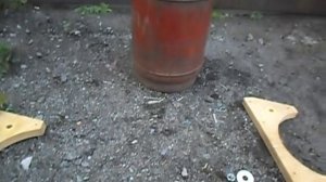 Устройство для перевозки газовых  баллонов в легковом автомобиле.