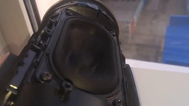 BASS TEST JBL CHARGE 4 LFM 70 VOL смотреть онлайн