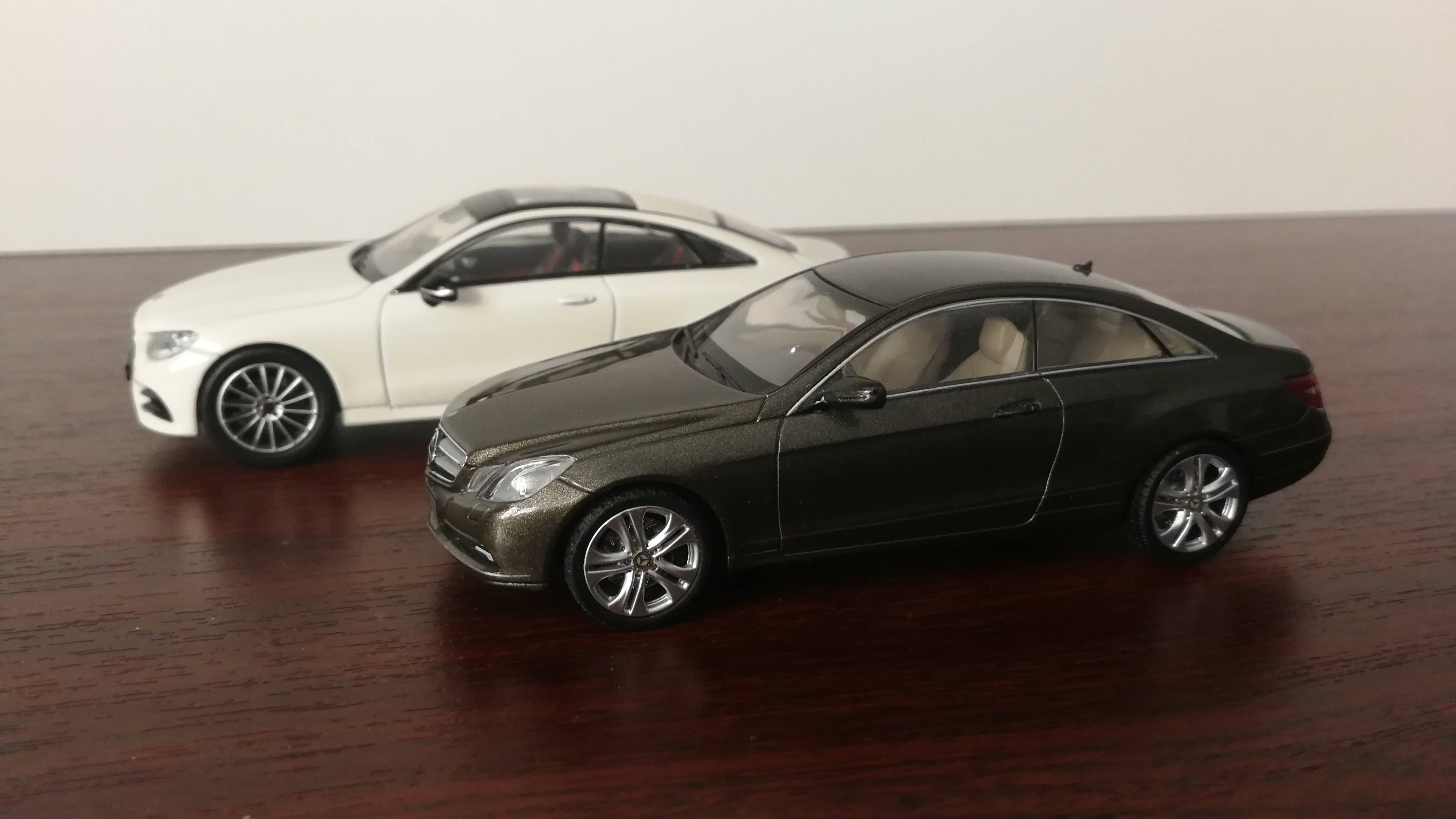 1/43 Mercedes Benz. E-klasse Coupe  (C238+C207).
