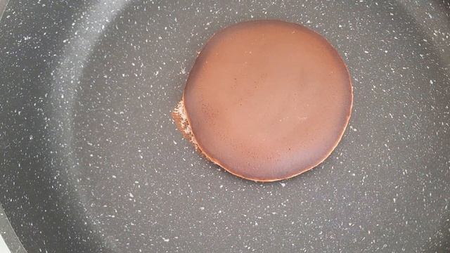 Улетают Прямо со Сковородки! Готовлю Японские БЛИНЫ ДОРАЯКИ‼️ Супер Мягкие и Вкусные ? смотреть онлайн