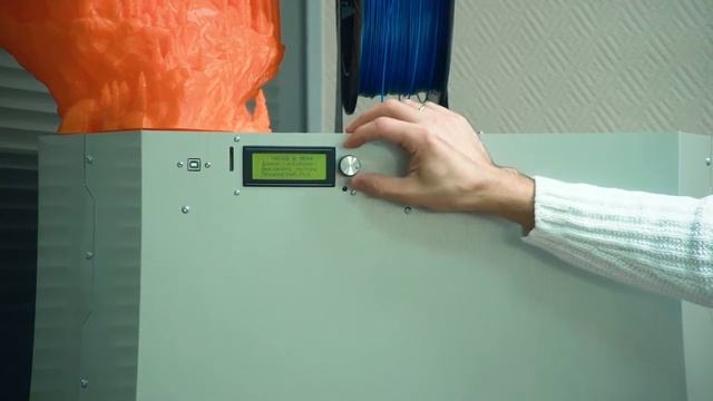 Видеоинструкция по использованию 3D принтеров линейки Prism. Начало работы смотреть онлайн