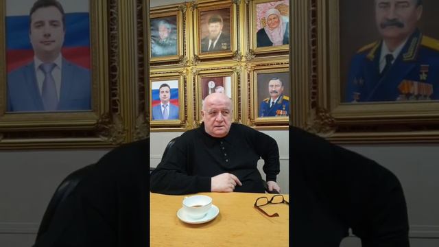 Женские имена на букву Э #эльнара #эсмира #элла #эвелина #элиза #эрика Есть совпадения? #маркшейман смотреть онлайн