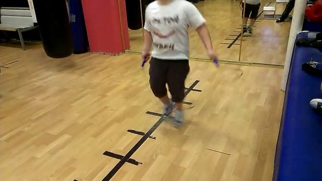 Норматив скакалка. Вадик 6 лет (55 раз за 60 сек) смотреть онлайн