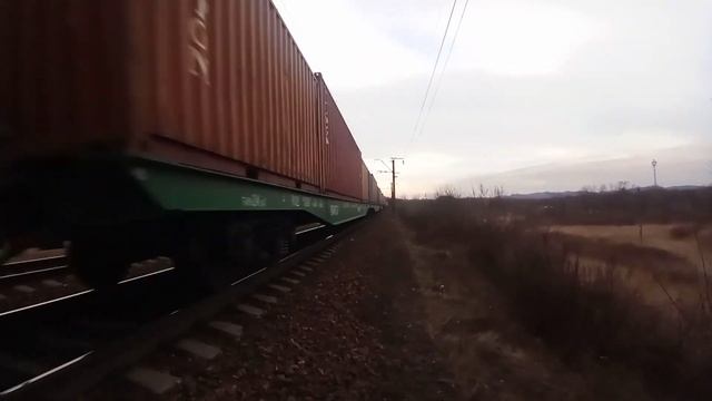 За час до главного. 3ЭС5К-010 "Ермак" с грузовым поездом на вечернем Транссибе смотреть онлайн