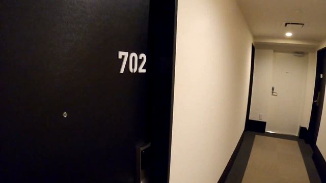 Staying at World's First Creepy Robot Hotel in Japan / Henna-Hotel Tokyo Nishi-Kasai смотреть онлайн
