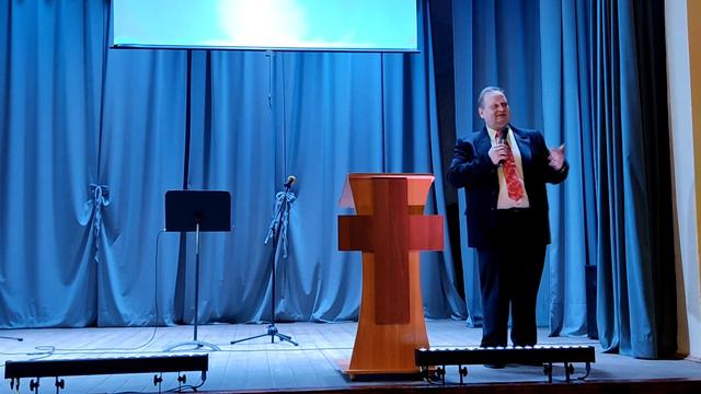 «Четыре великих то» Пастор: Иван Борисович смотреть онлайн