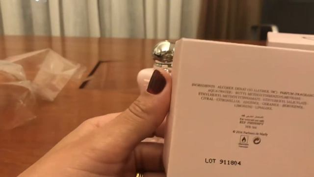 Unboxing Perfume Feminino PARFUMS DE MARLY DELINA #luxo #comprasdeluxo #cheiroderica Dani Carvalho