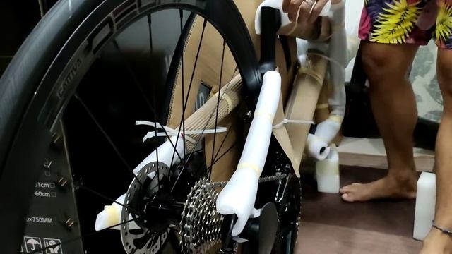 Java Vesuvio V2 unboxing | smaller than what is declared on the spec смотреть онлайн