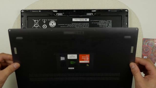 Xiaomi Mi Notebook Pro, Инструкция по разборке, чистке и смазки кулеров [4K] смотреть онлайн