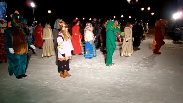 Ледовый городок открылся в Тобольске смотреть онлайн