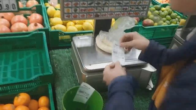 Можно ли купить бананы без кожуры в ашане ? смотреть онлайн