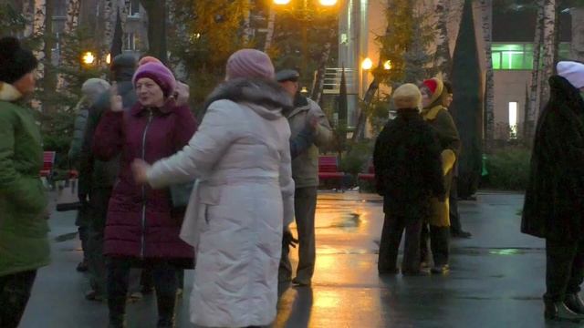 Бродяга...Народные танцы,парк Горького,Харьков!!! смотреть онлайн