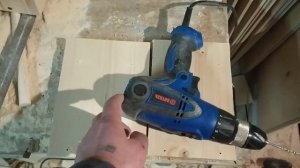 Когда искрят щетки на электроинструменте