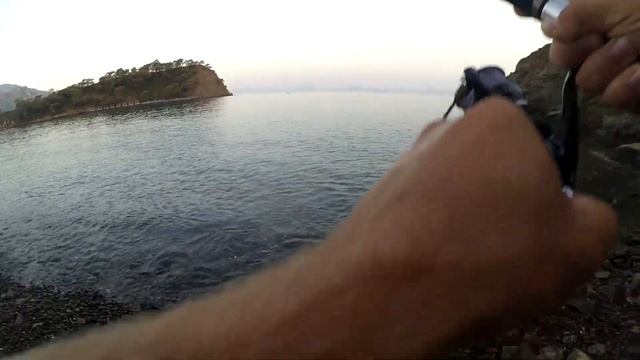 Рыбалка в Турции.Фетхие,начало августа 2019г.(Shore Jigging) смотреть онлайн