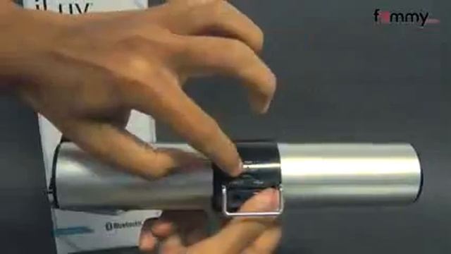 iLuv MoBeats Bluetooth Speaker Stand Review - iPhone 5 Accessories смотреть онлайн