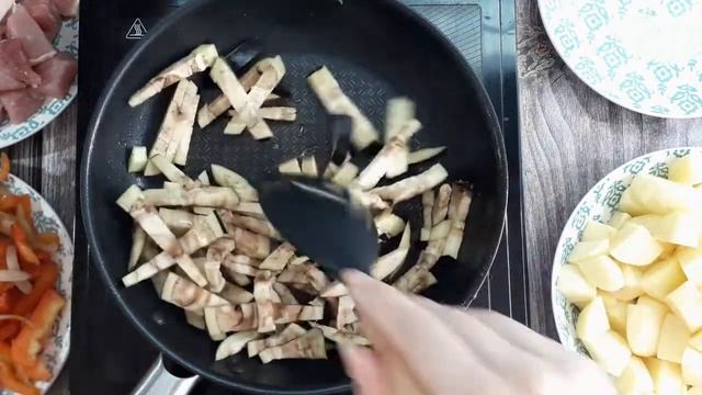 Жаркое из Свинины с Картошкой. Это Блюдо Для Тех, Кто Любит Вкусно и Сытно Покушать. смотреть онлайн