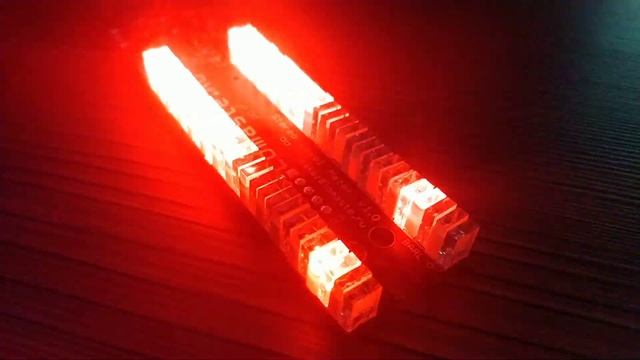 Индикатор уровня стереосигнала с АРУ смотреть онлайн
