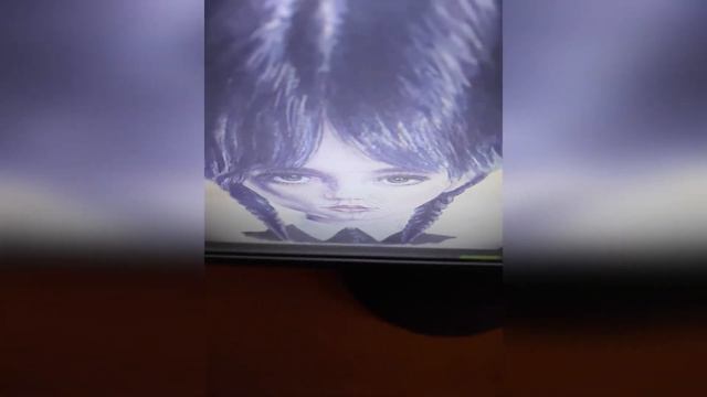 Девочка УЭНСДЕЙ смотреть онлайн