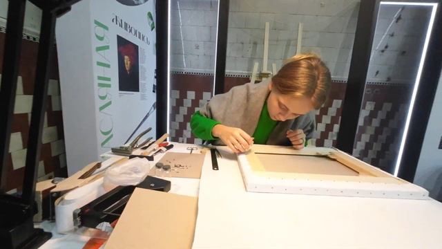 Выставка посвященная реставрации.     #прореставрацию #renovator #реставрация #москва