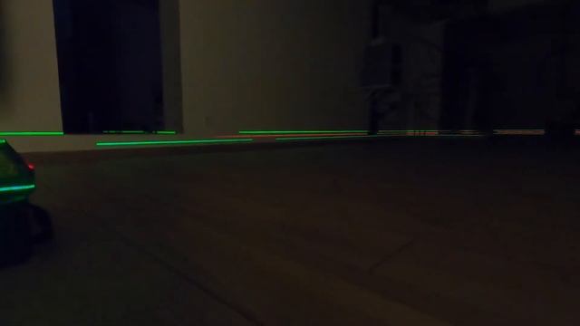 LASER TEST - Bosch GLL 3-80 Professional vs DeWalt vs Amazon laser! смотреть онлайн
