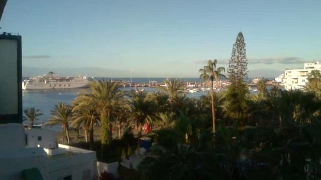 Comodoro Apartments, Los Cristianos смотреть онлайн