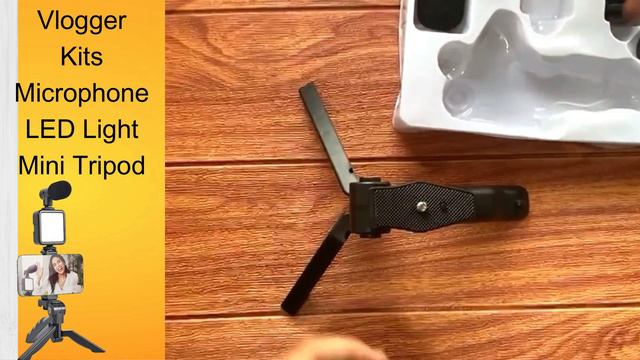 Vlogger Kits Microphone LED Light Mini Tripod смотреть онлайн