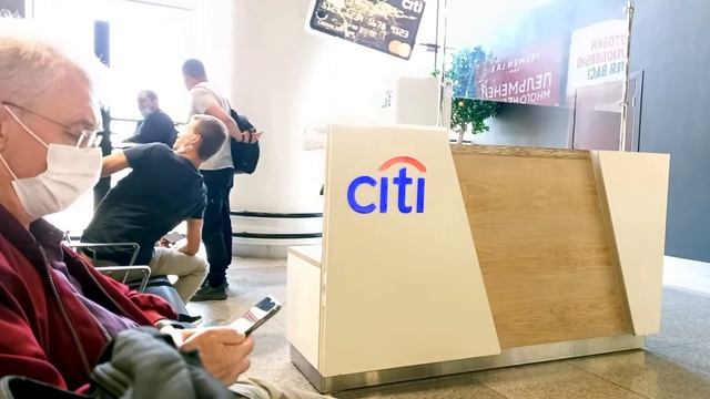 Француз летит на Урал. Опоздали на самолет. Начало вояжа. Шереметьево-Курчатов. Moscou-Tcheliabinsk смотреть онлайн