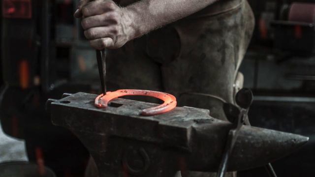Притча про кузнеца смотреть онлайн