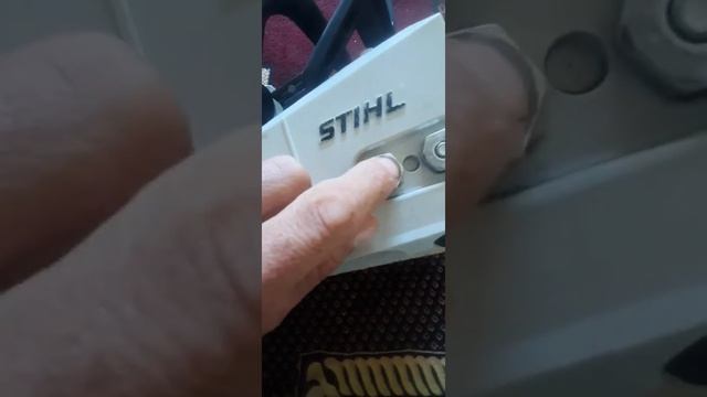 Как отлечать бензопилу от поделка штиль 170 STIL 170 смотреть онлайн