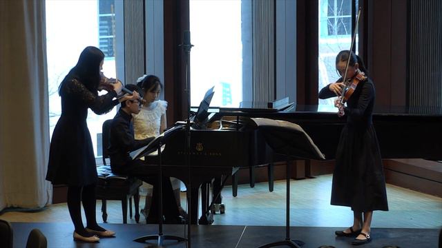 Suite for 2 violins and piano Western Dances by Ante B. K. performed by Justin, Emily, and Wachiyo смотреть онлайн