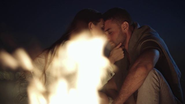 RUSSIAN ROULETTE (1)