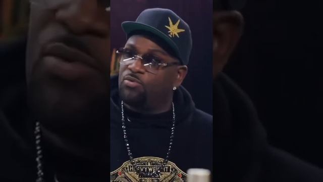 Trick Trick explaining the No Fly zone to Noreaga !! смотреть онлайн