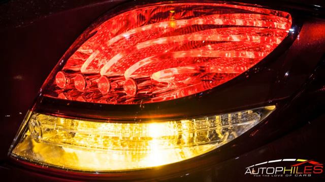 The Hyundai Velociraptor (veloster review) смотреть онлайн