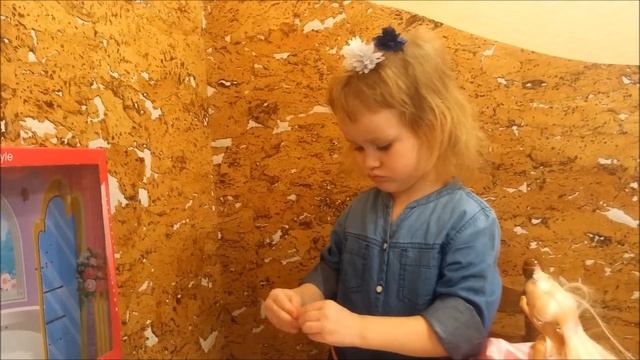 ?Играем в куклы ?Примерка платьев и ?весёлые щенки смотреть онлайн