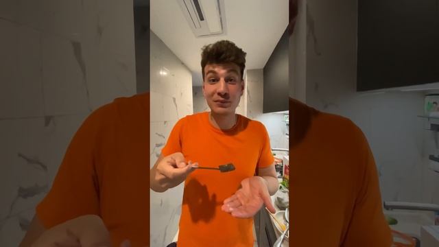 Русское блюдо. «Общажный суп» 1.Свеклы нет 2. Сметаны нет. 3. Томатную пасту сложно найти